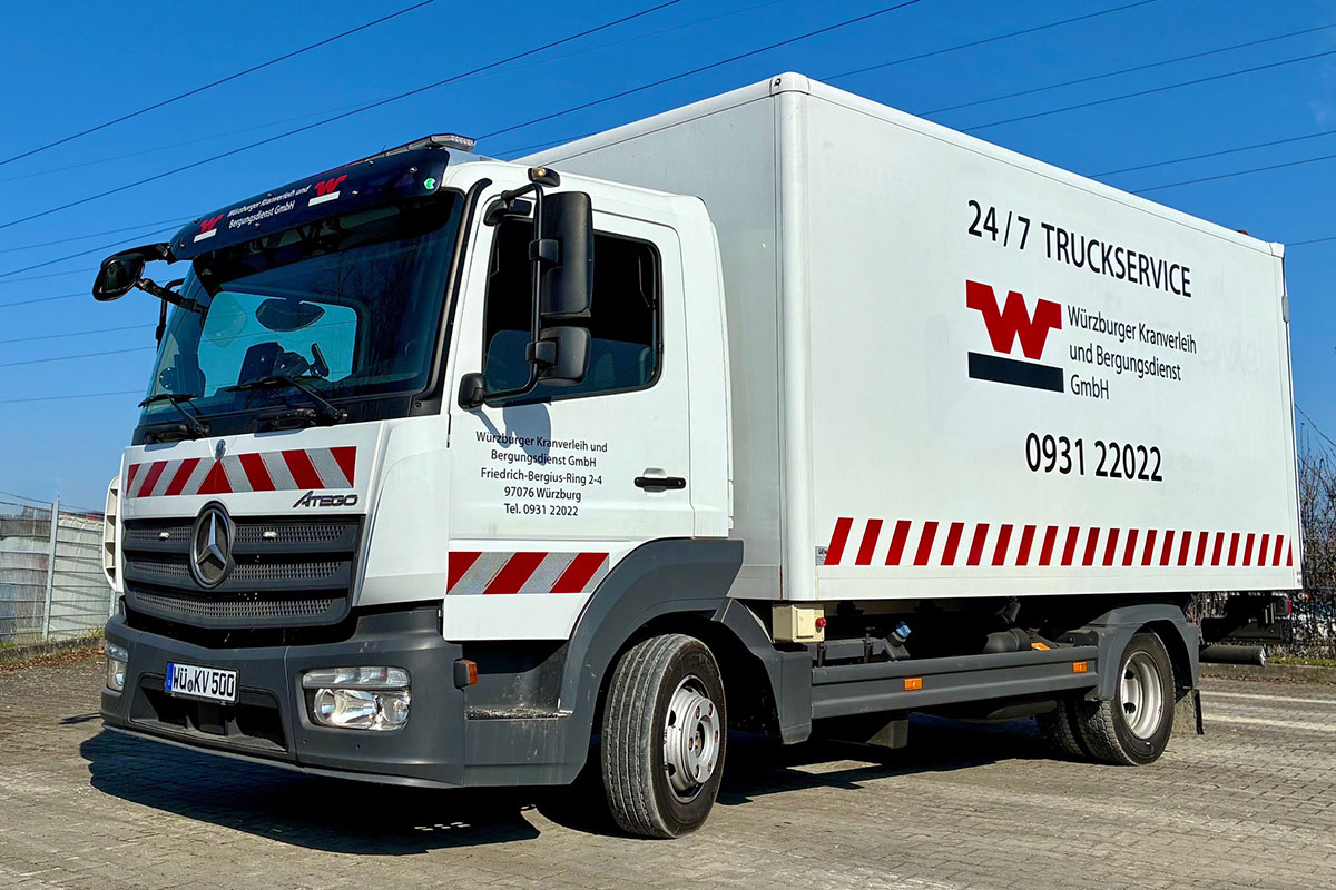 Transport SKW-Pannenhilfsfahrzeug Transport / SZM